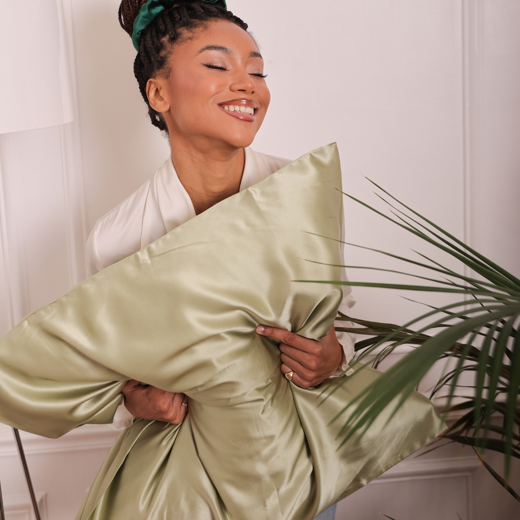 Silk pillowcase 65*65 cm