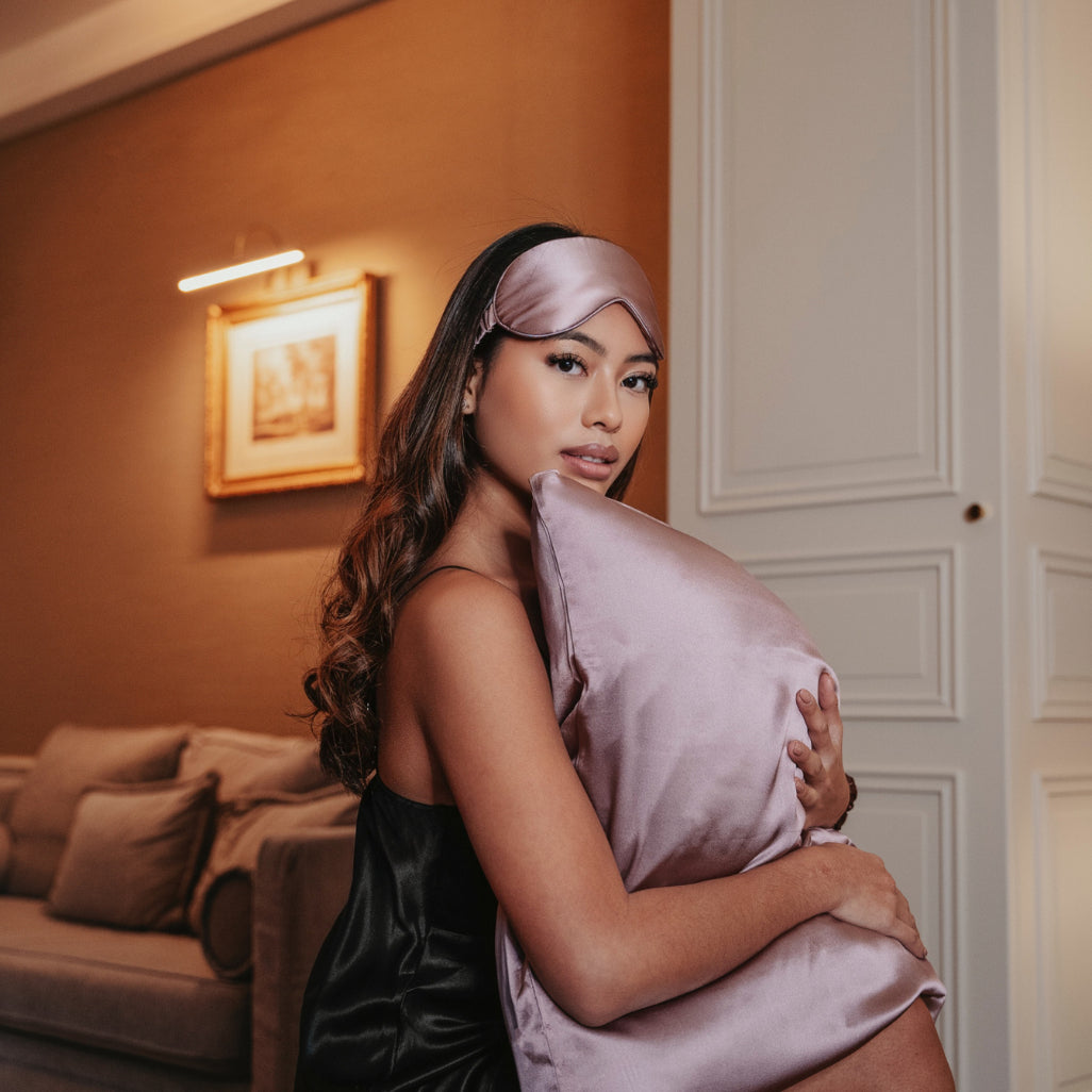 أكياس وسائد حريرية مقاس 51 × 76 سم (مجموعة من قطعتين)