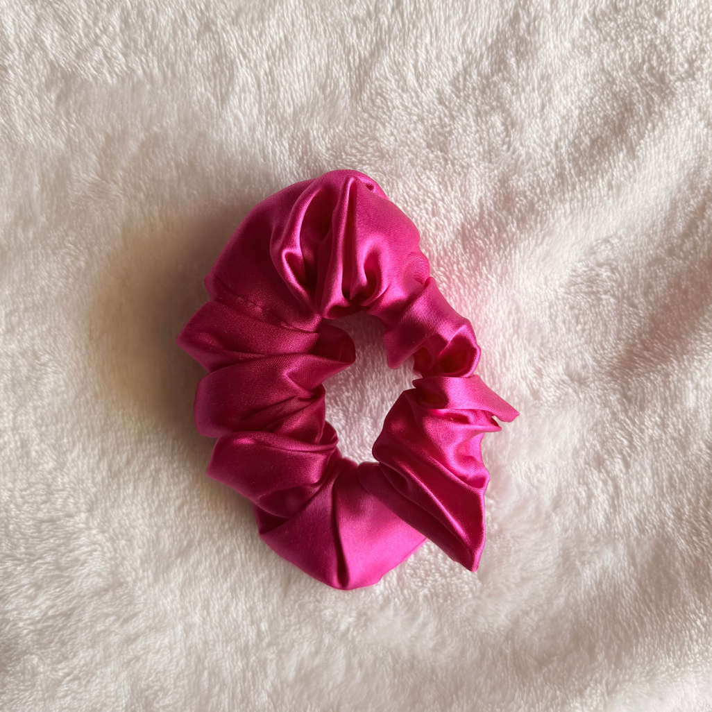 100% Natural Silk Scrunchie – Softness and care for your hair