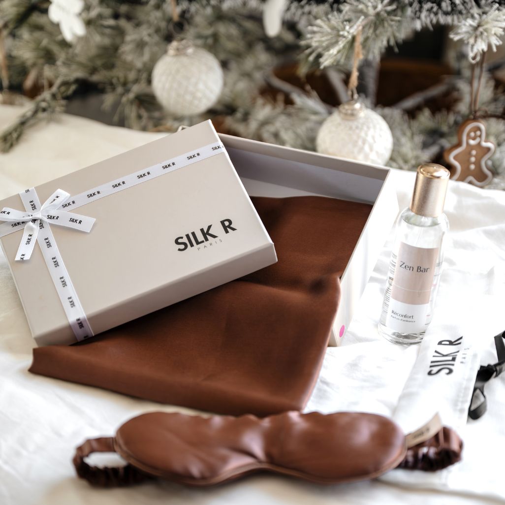 Coffret Bien-Être Soyeux – Duo Taies + Masque + Brume Zen Bar