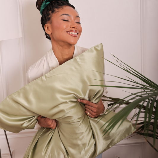 Silk pillowcase 65*65 cm